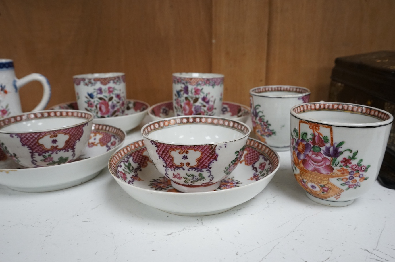 A group of 18th century Chinese export tea and coffee cups, saucers and a mug, mug 9cm high